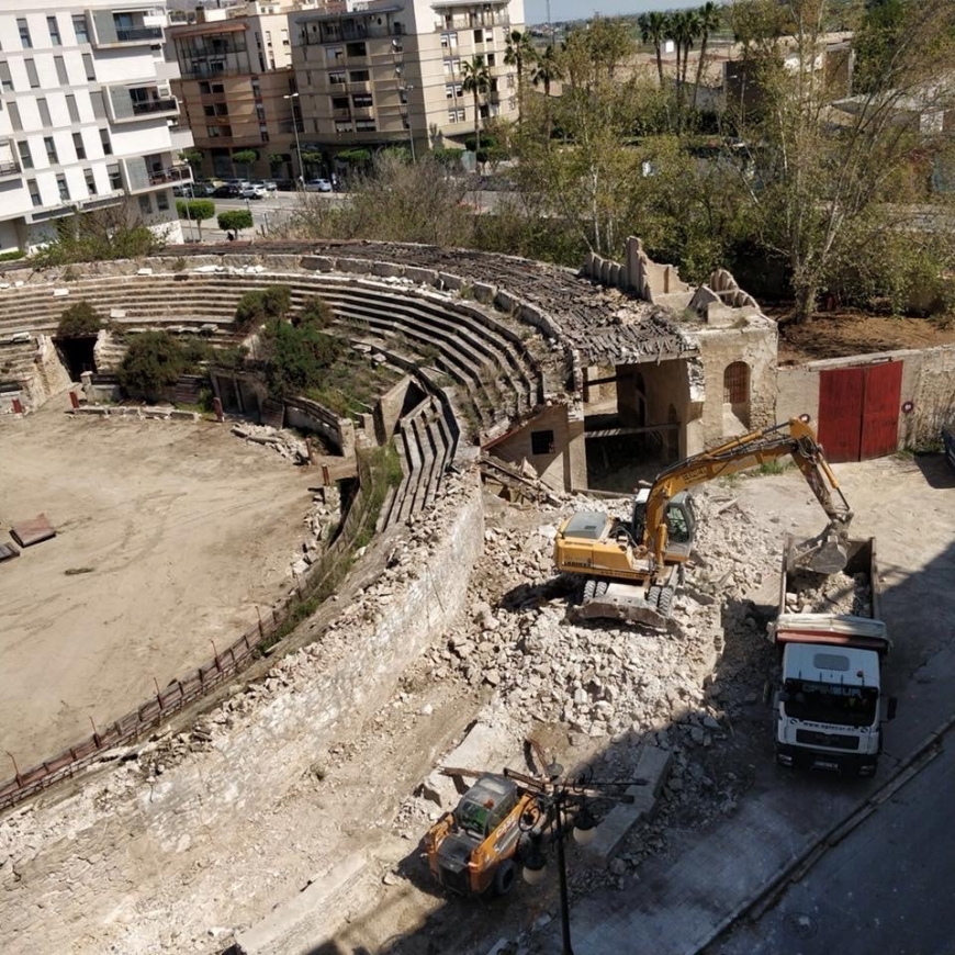 Continúan los trabajos de demolición 