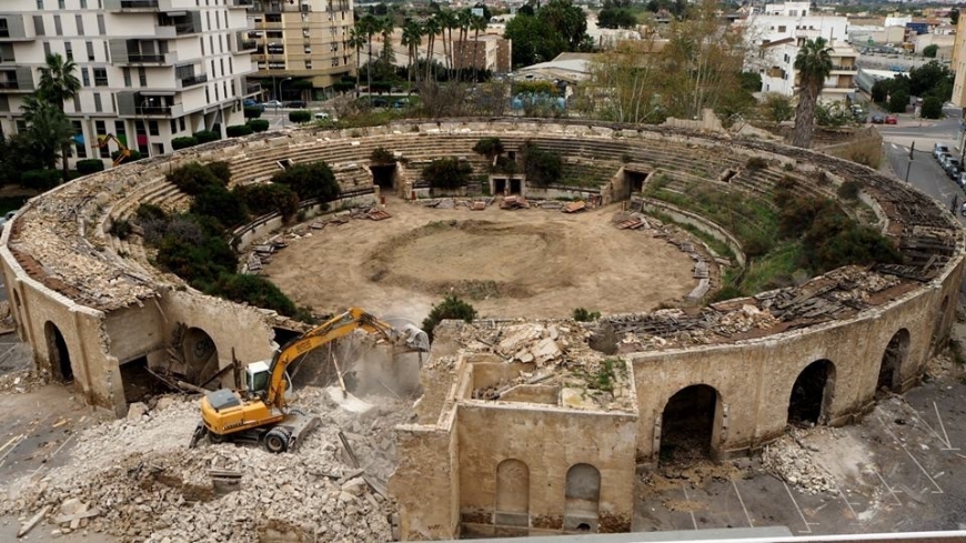 Comienzo de los trabajos de Demolicion de la plaza de toros