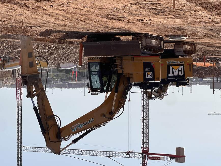 Excelencia en Excavaciones con Nuestras Excavadoras de 37 Toneladas en Torrevieja