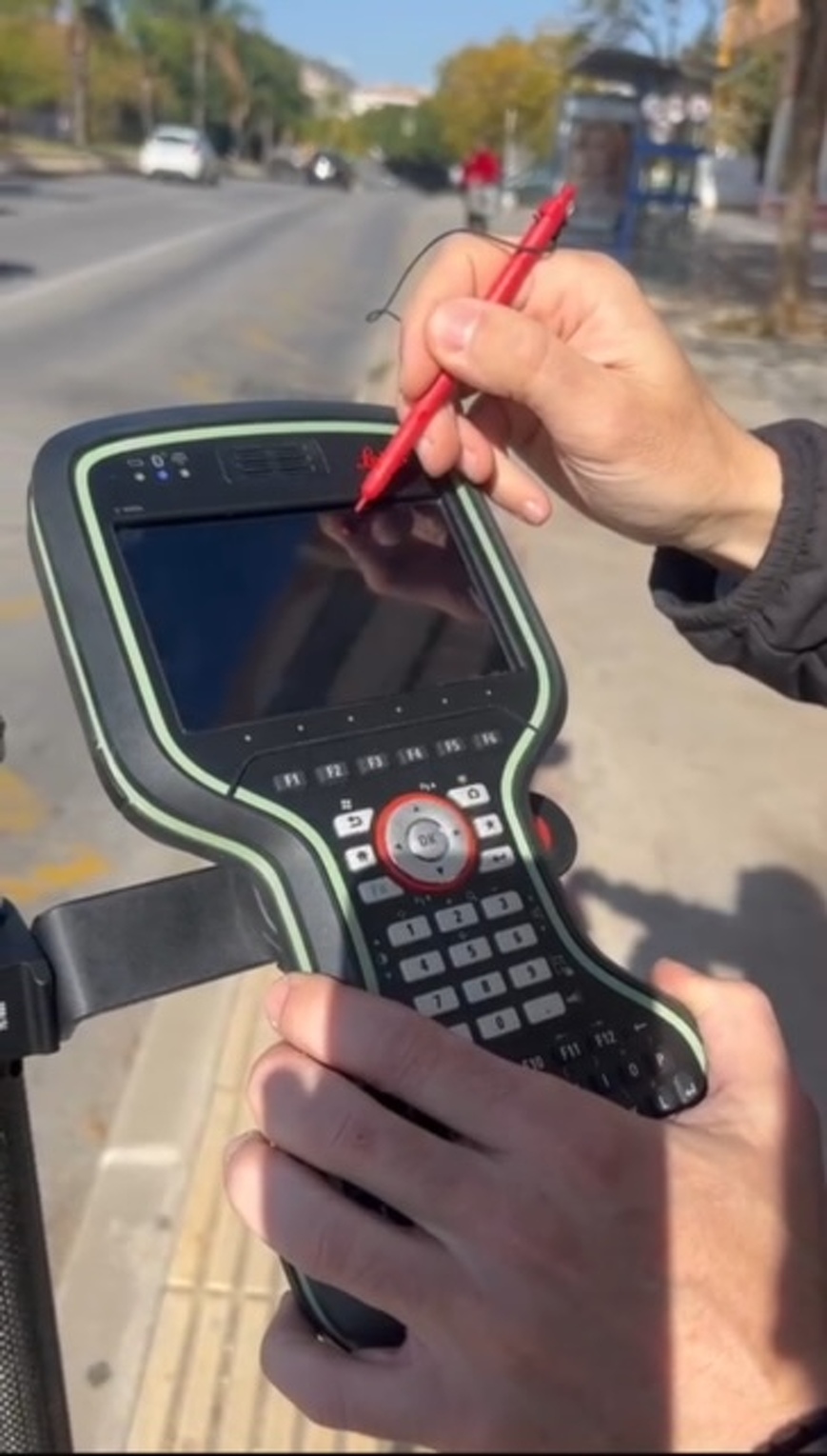Adquisición de nuevo GPS topografico